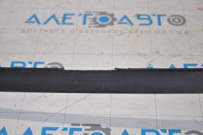 Left windshield molding Ford Focus mk3 11-18 usa dried out