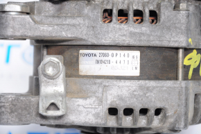The Lexus ES350 07-09 alternator has a broken connector and the overrunning clutch is jammed.