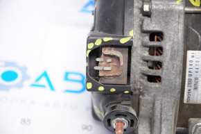 The Lexus ES350 07-09 alternator has a broken connector and the overrunning clutch is jammed.