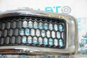 Chrome insert in the radiator grille Jeep Cherokee KL 14-18 pre-rest, 6F pokes