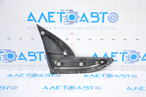 Molding emblem wing left Chevrolet Volt 11-15 broken guides, scratch on chrome