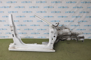 Front right quarter VW Jetta 11-18 USA white with central pillar