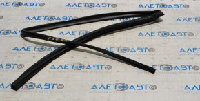 Rear right window seal for Toyota Prius 50 16-18