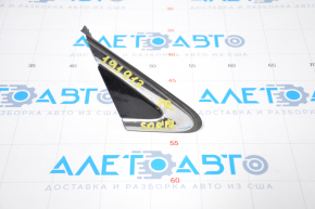 Wing molding triangle right Kia Sorento 16-20 rubbed