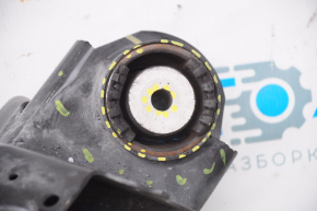 Rear subframe Dodge Challenger 15-15 5.7 cracked 2 S/B, cracked 2 S/B on the gearbox