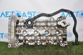 Valve cover Infiniti QX30 17 - cracked mount