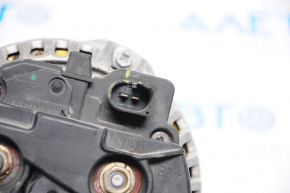 Generator VW Passat b7 12-15 USA 2.5 water damage, no chip fragment