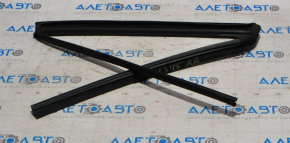 Rear right glass seal Mazda 3 14-18 BM