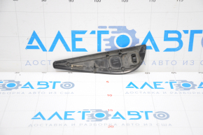 Toyota Sequoia 08-16 Rear Left Door Triangle