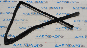 Rear left glass seal Nissan Sentra 20-24