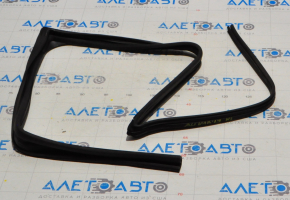 Rear left glass seal Nissan Altima 19-24