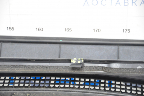 Wiper grille plastic Honda HR-V 16-18 broken fastener