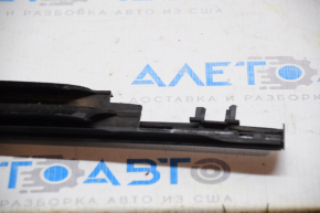 Molding door-glass central front left Ford Flex 09-19 black, broken fastener