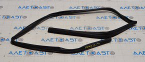 Front left glass seal Kia Soul 14-19