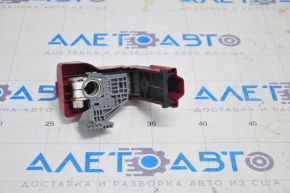 Positive terminal of Toyota Prius 30 10-15 battery with cover
