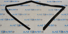 Front right glass seal Kia Soul 14-19