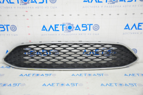 Ford Focus mk3 15-18 radiator grille rest, chrome frame, crack on chrome