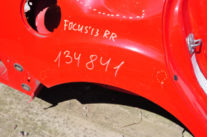 Quarter wing rear right Ford Focus mk3 11-18 4d red, dent pokes, with central pillar