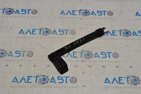 Front right door glass guide for Nissan Leaf 11-12