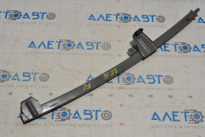 Short front left door glass guide for Toyota Sequoia 2016