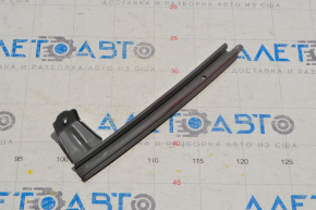 Front left door glass guide for Toyota Prius 20 04-09