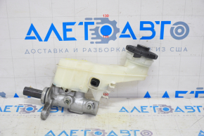 Master brake cylinder with reservoir Honda HR-V 16-19