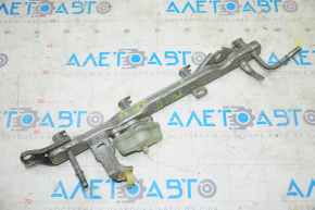 Fuel rail left Toyota Sequoia 08-18 flex fuel