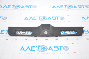 Jeep Compass 17-25 tailgate number plate light strip is worn