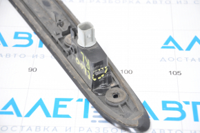 Chrysler 200 15-17 trunk lid number plate light bar under the button, broken mount, worn
