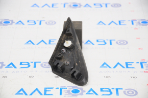 Wing molding triangle left Kia Sorento 16-20