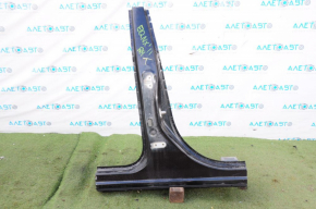 The central right body pillar of the Chevrolet Equinox 10-17 is sawn off
