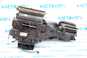 The bare heater housing of the Audi Q5 8R 09-12