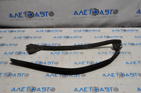 Lower rear left door seal for Toyota Sequoia 2016