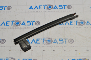 Front left door glass guide Nissan Rogue 14-20 rear
