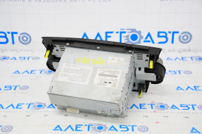 Tape recorder radio player Toyota Highlander 08-10 worn