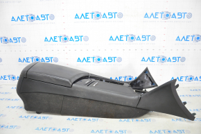 Central console armrest and cup holders Cadillac CTS 14 - leather black, scratches, paint peeling