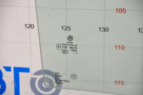 Rear right door glass for a VW Passat b8 16-19 USA