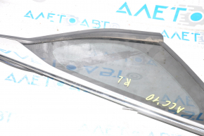 Window blind glass rear left Honda Accord 18-22 seal defect