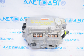 Toyota Avalon 13-18 inverter no port cover, dented tray, missing chip fragment