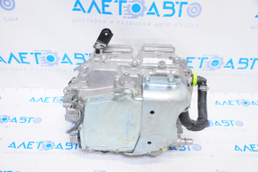 Toyota Avalon 13-18 inverter no port cover, dented tray, missing chip fragment
