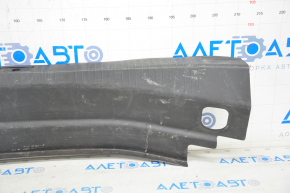 Cadillac CTS 14-19 trunk opening trim is worn, scratches