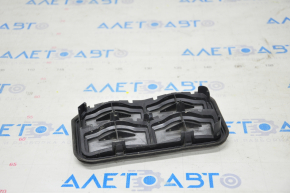 Left ventilation shield Cadillac CTS 14-15 is broken