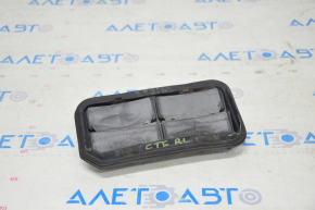Left ventilation shield Cadillac CTS 14-15 is broken