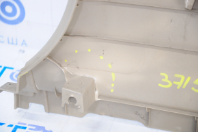 Center pillar trim lower right Toyota Highlander 08-13 beige, plastic turned white, crack in mount