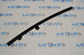 Rear right door glass guide Nissan Leaf 13-17