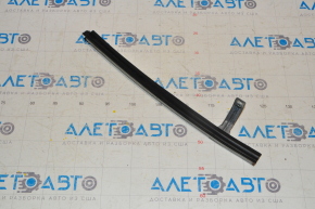 Rear left door glass guide Nissan Versa 12-19 usa short