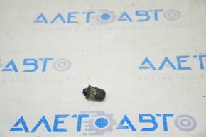 Left bonnet bumper Ford Focus mk3 11-18 on the bonnet