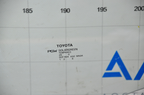 Glass of the rear left door Toyota Sienna 11-20 without tinting, one fastener is missing