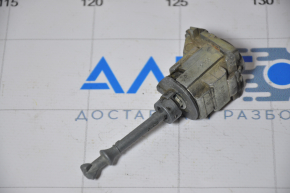 Front left door lock cylinder Toyota Prius V 12-16