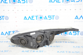 Headlight front right bare Ford Focus mk3 15-18 rest, halogen, light, spider web, for polishing, chrome is coming out, opened